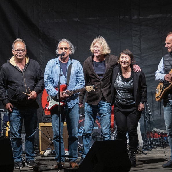 Harald Lotze @ Mark Knopfler Tribute Band